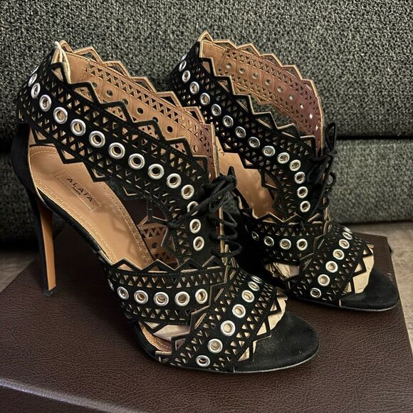 Alaia Suede Heels 41 - Picture 1 of 11